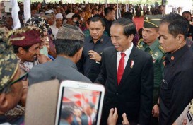 Warga Bali Terima Sertifikat Tanah Gratis, Ini Pesan Jokowi