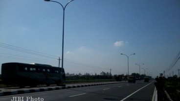 TENDER LAMPU JALAN KORIDOR 13 : DKI Putus Kontrak Pemenang Lelang