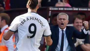 Mourinho Berharap Zlatan Bisa Bergabung dengan Skuadnya Musim Ini