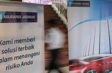 BUMN Hadir Untuk Negeri: 2.500 Sembako Murah Dibagikan untuk Warga Padang