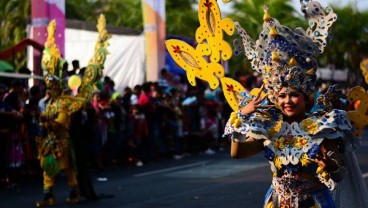 Presiden Jokowi Saksikan Grand Carnival Jember Fashion Carnaval ke-16