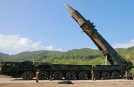 KORUT VS AMERIKA : Penembakan 4 Peluru Kendali ke Guam Tunggu Perintah Kim Jong-un