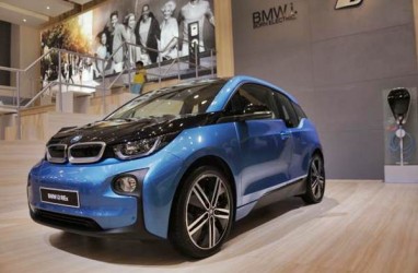 Mengenal Lebih Dekat Dengan Mobil Listrik BMW di GIIAS 2017