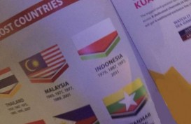 BENDERA INDONESIA TERBALIK: Menpora Malaysia Tarik Buku Sea Games