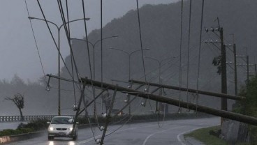 TOPAN HATO: Hong Kong Rilis Peringatan Level Tertinggi, Perdagangan Ditiadakan