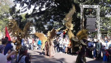 KARNAVAL KEMERDEKAAN: Pemkot Bandung Apresiasi Antusiasme Warganya