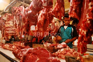 Harga Sapi Hidup Naik, Tapi Harga Daging di Bojonegoro Stabil