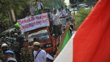 Tolak Full Day School : Bupati Batang & Ribuan Warga Demo