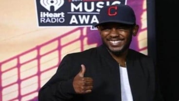 VIDEO MUSIC AWARDS 2017 : Kendrick Lamar Gondol 6 Penghargaan