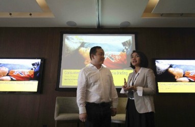 Survei: 80 Persen Orang Indonesia Lebih Suka Transaksi Non Tunai