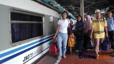 Tiket Beberapa KA Jurusan Jatim dan Jateng Ludes Terjual