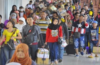 Pasca Idul Adha : Jumlah Penumpang Turun di Jakarta Masih Tinggi