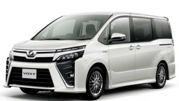 MOBIL BESAR SERBAGUNA : Toyota Minta Tambah Kuota Voxy