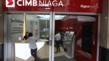 CIMB Niaga Gelar Festival Yoga Internasional