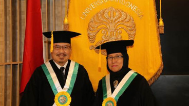 UI Kukuhkan Dua Guru Besar Kedokteran Gigi