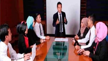 BCA Syariah Menikmati Lezatnya Kue Pasar Pensiunan