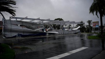 BADAI IRMA: Aliran Listrik di 2,5 Juta Rumah Terputus, Penjarahan Terjadi