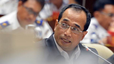 BANDARA INTERNASIONAL  : Budi Karya Kaji Status Blimbingsari