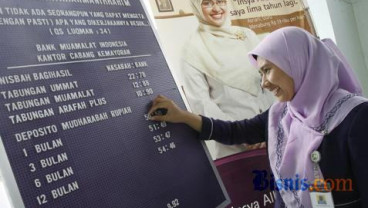OJK Minta Akademisi Lebih Terlibat dalam Industri Keuangan Syariah