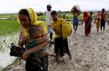 PBB: 370.000 Pengungsi Rohingya Melarikan Diri dari Myanmar ke Bangladesh