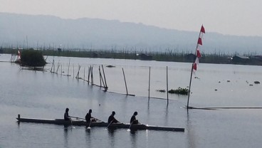 Rawapening Ajang Lomba Dayung Pelajar Nasional