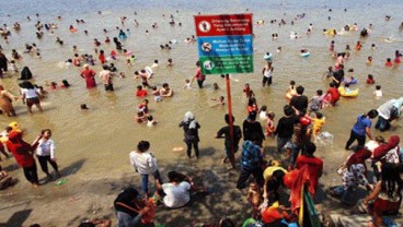 Gerakan Rakyat Jakarta Utara Tuntut Gratiskan Akses Pantai Ancol