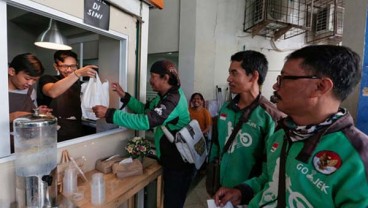 Transportasi Online: Dianulir MA, Kemenhub Tak Bisa Hidupkan 14 Aturan yang Dicoret