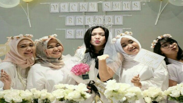 Vicky Shu Segera Menikah, Ini Foto-foto Pesta Lajangnya