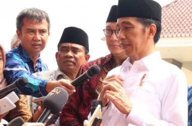 Presiden Jokowi Usul Film G30S/PKI Diperbarui
