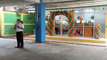 Ada Gerai Jakmart di Pasar Otomotif Duren Sawit