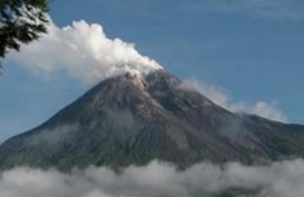 JELANG 1 SURO, Pendaki ke Merapi Meningkat