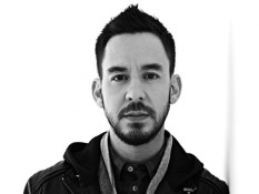 Mike Shinoda Umumkan Linkin Park Gelar Acara Penghormartan untuk Chester