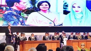 Cerita Dibalik Pandangan Mata Raisa ke Presiden Jokowi