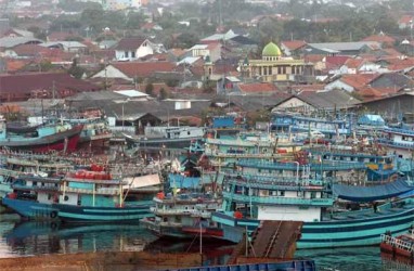 Ratusan Pengganti Cantrang Dibagikan ke Nelayan Jateng