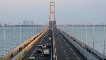 Jaringan Kabel Listrik Bawah Jembatan Suramadu Kebakaran, PLN Hitung Kerusakan