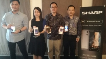 Layar Aqua Sharp R1 Didesain buat Milenial, Ini Harganya