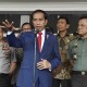 KOMUNIKASI POLITIK : Presiden Redamkan Polemik Senjata