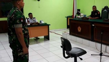 Menista Agama, Serda Bangun Ahmad Dihukum 2,5 Tahun & Dipecat