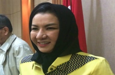 RITA WIDYASARI TERSANGKA : KPK Awasi Dinasti