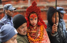 Anak Usia Tiga Tahun Dinobatkan Jadi Dewi Hindu