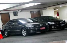 Gubernur Djarot Segera Tarik 101 Mobil Anggota DPRD DKI