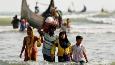 Bangladesh Hancurkan 20 Kapal Pengangkut Warga Rohingya