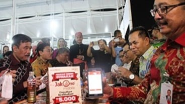 Canggih, Belanja di Pedagang Kaki Lima Tak Perlu Uang Tunai Lagi