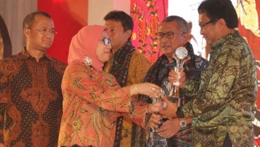 REVITALISASI PASAR MODAL : OJK Siapkan 3 Strategi