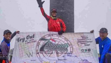 100 Hari, 3 Pendaki Targetkan Daki 7 Gunung Tertinggi di Indonesia
