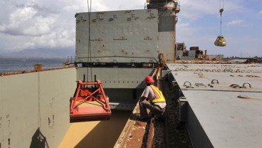 Pelabuhan Tanjung Wangi Tangani Bongkar Muat 77.955 ton Kedelai