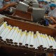 INDUSTRI ROKOK: Pembatasan Impor Tembakau & Kenaikan Cukai Dikeluhkan