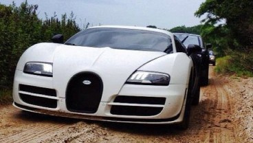 Supercar Ini Malah Dipakai Balapan Off Road