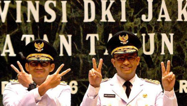 GUBERNUR BARU : Kami Tak Sabar untuk Bekerja...