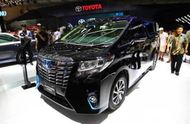 Upper MPV : Alphard Kokoh di Puncak